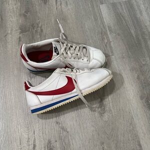 Nike Cortez women’sSz 8 classic nike